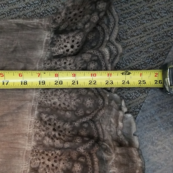 Gretty Zueger Long Sleeve Blouse Size Medium - Picture 13 of 13